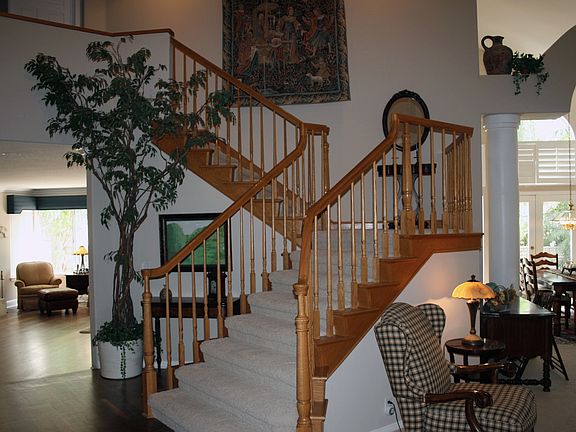 5th image of 26382 San Souci Pl