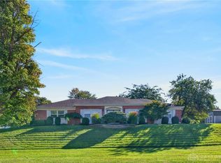 4995 Meadowcrest Ln, New Paris, OH 45347