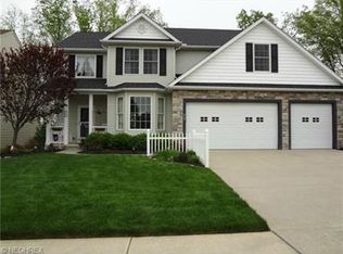 73 Quartz Ave, Peninsula, OH 44264