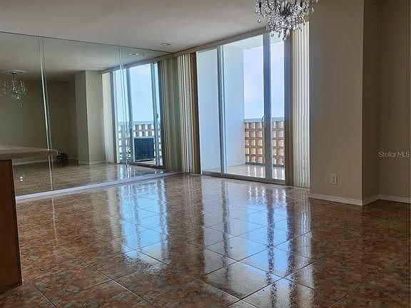 4th image of 4015 Bayshore Blvd APT 11B