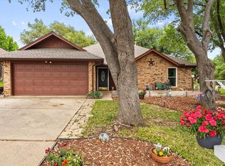 4017 Cherryhill Ct, Arlington, TX 76016