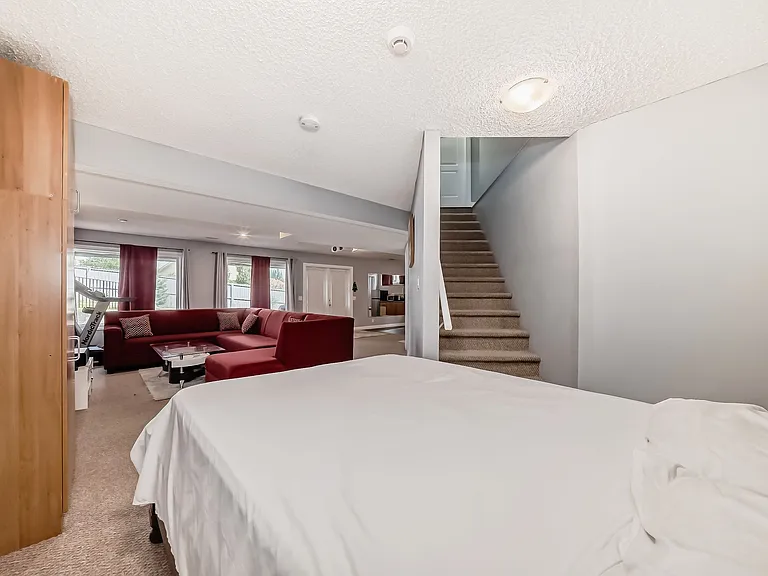 409 W Lakeview Dr — Photo 45