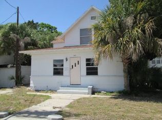 207 Oakridge Blvd, Daytona Beach, FL 32118