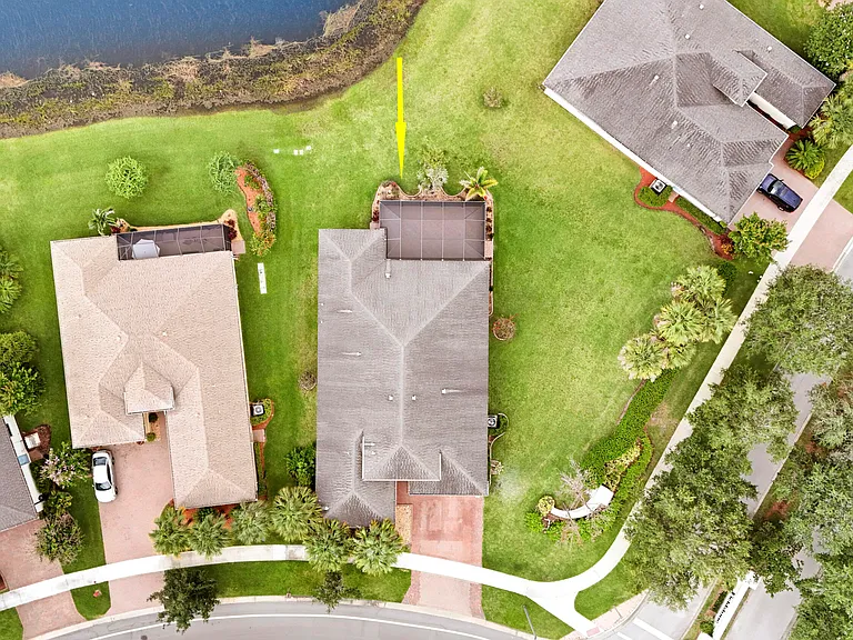 11340 SW Vanderbilt Cir — Photo 3