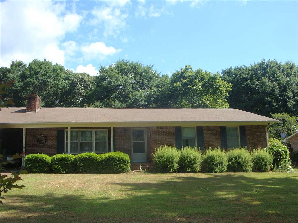 1st image of 805 E Brookwood Dr