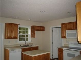 706 Shaded Acre Ct, Pelzer, SC 29669