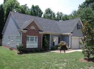 151 Ashford Hollow Ln, Mooresville, NC 28117