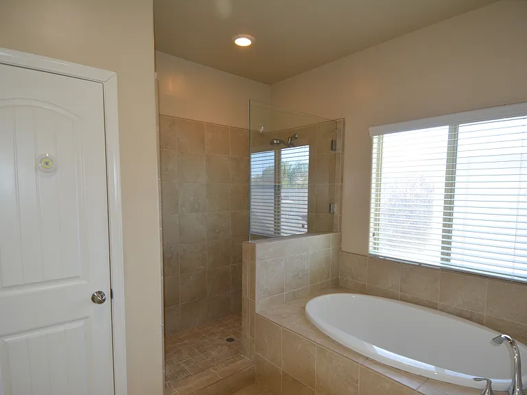 9312 Pilgrim Heights Dr — Photo 8