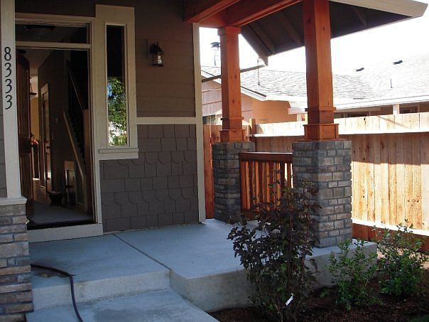 2nd image of 8333 N Burrage Ave
