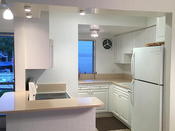 4th image of 8020 East Dr APT 215