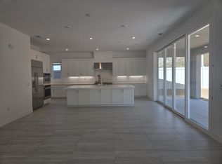 24358 Camino Oceano, Valencia, CA 91354