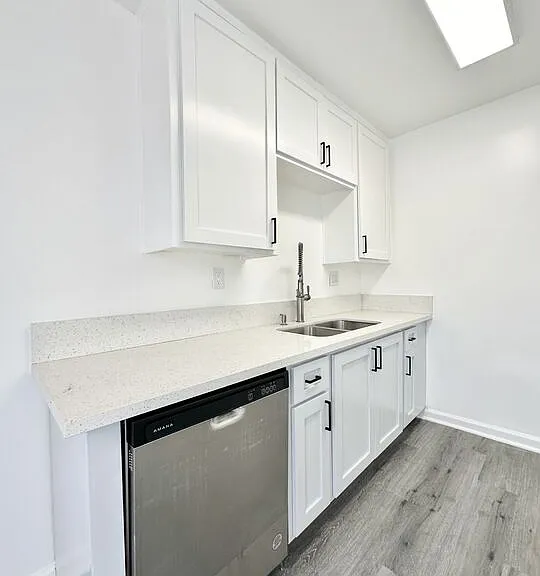 6795 N Paramount Blvd — Photo 2