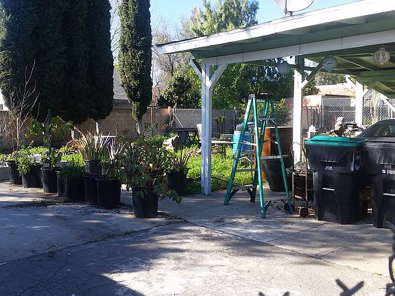 2nd image of 1372 Sepulveda Ave