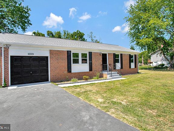 2nd image of 45327 Elmbrook Dr