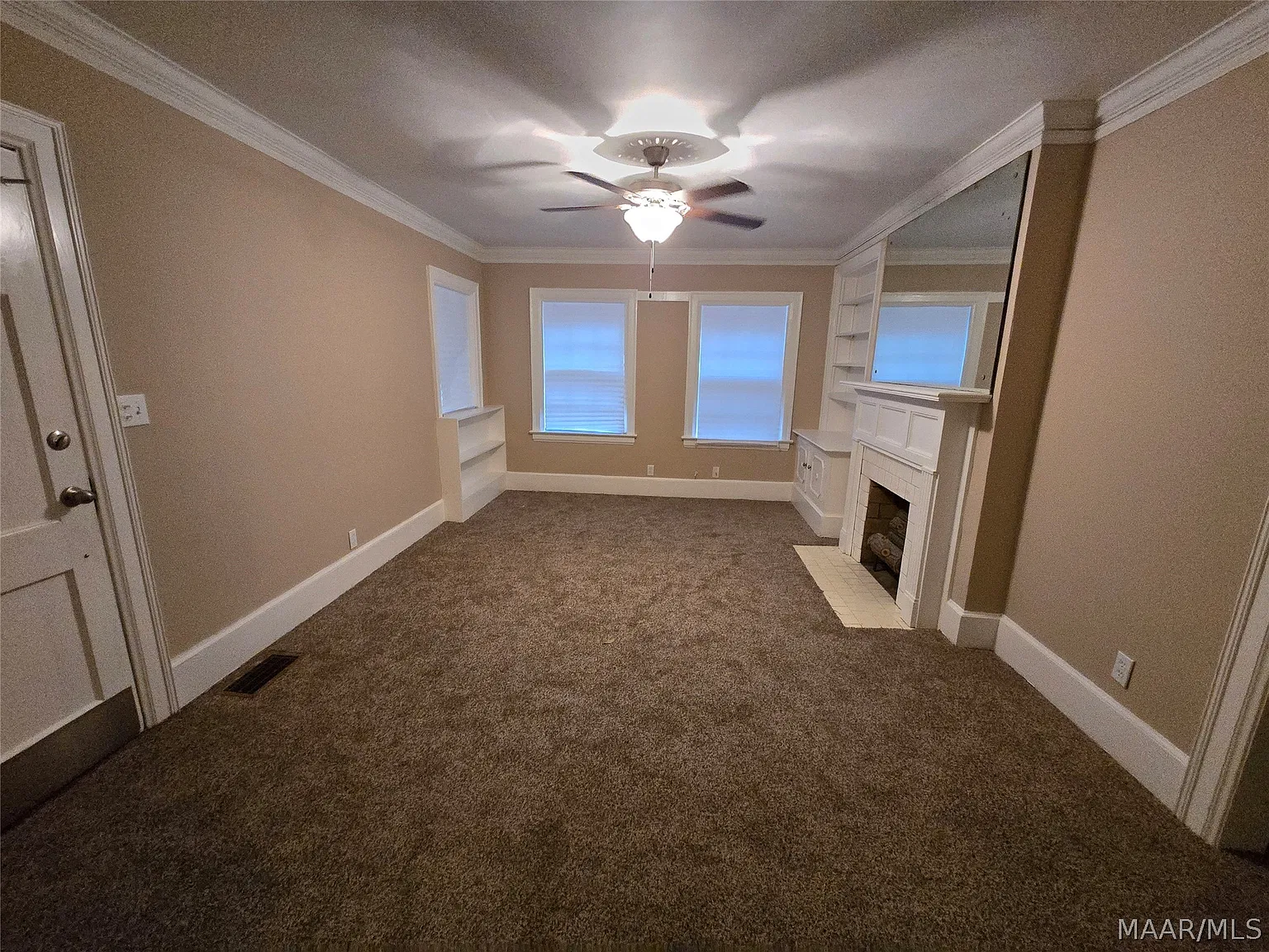 3 bed, 2.0 bath, 1309 sqft, $1,250 — Photo 3