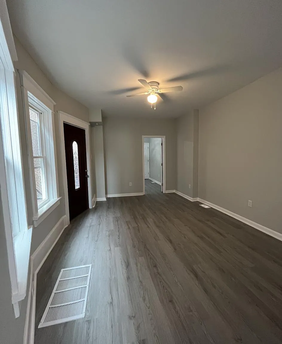 2 bed, 1200 sqft, $1,575 — Photo 2