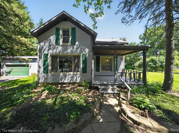 46800 W Eleven Mile Rd