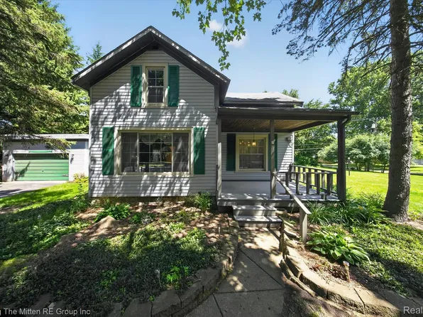 46800 W Eleven Mile Rd, Novi, MI 48374