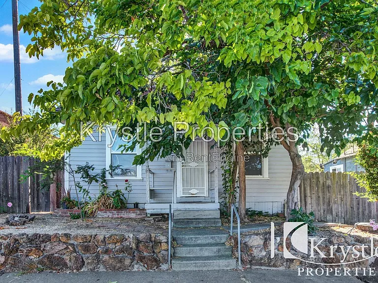 314 Marin St — Photo 4