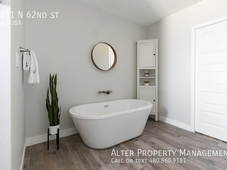 3331 N 62nd St — Photo 18