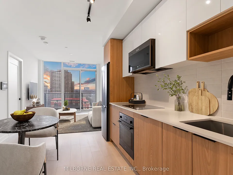 5 Defries St #1408