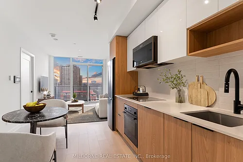 5 Defries St Photo 1