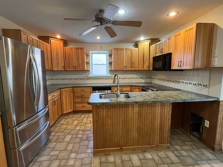 27 Woodland Rd — Photo 21