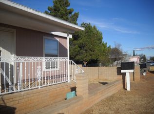 105 E Via Mercado, Huachuca City, AZ 85616