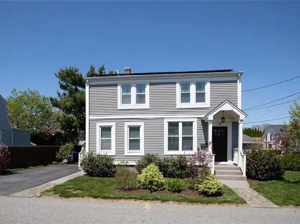 17 Sherman St E, Riverside, RI 02915