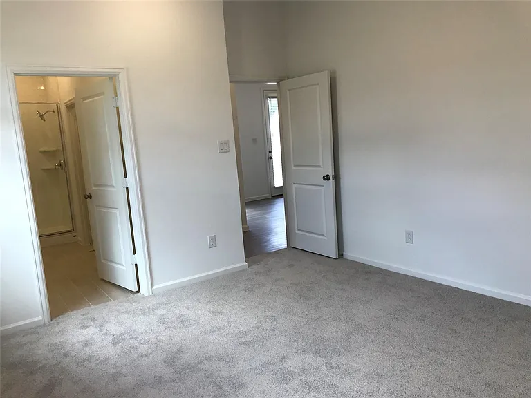 28813 Bobcat Run Dr — Photo 17