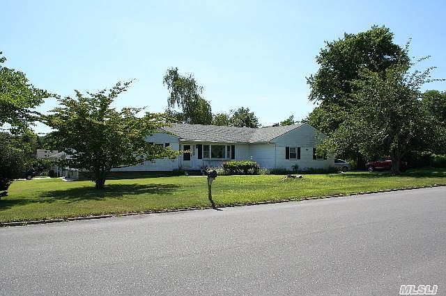 1st image of 470 Sunset Dr