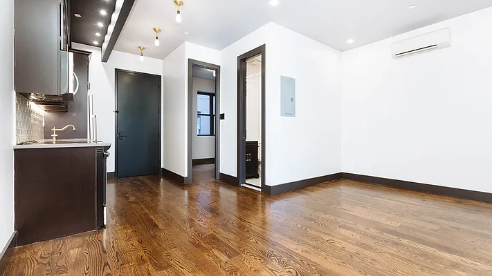 Rented by Nooklyn NYC LLC | media 23