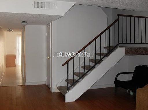 2nd image of 4237 Mississippi Ave