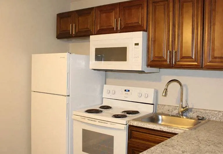 Tuscany Village Apartments — Photo 13