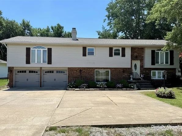 505 W Forsyth Rd, Forsyth, IL 62535