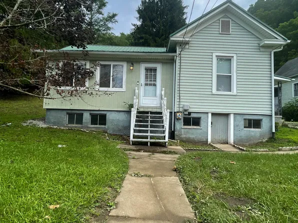 1220 Hill Ave, Bluefield, WV 24701
