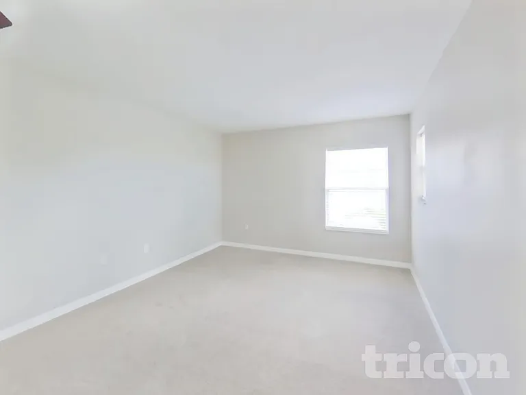 12134 Fern Haven Ave — Photo 14