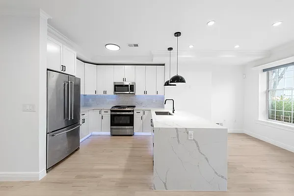 Rented by Compass | media 12