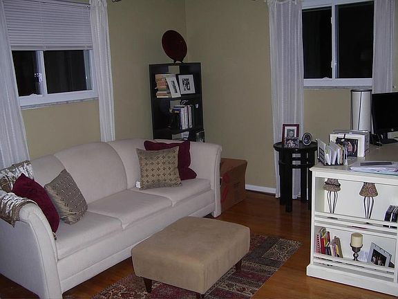 5th image of 7120 Middlebrook Blvd