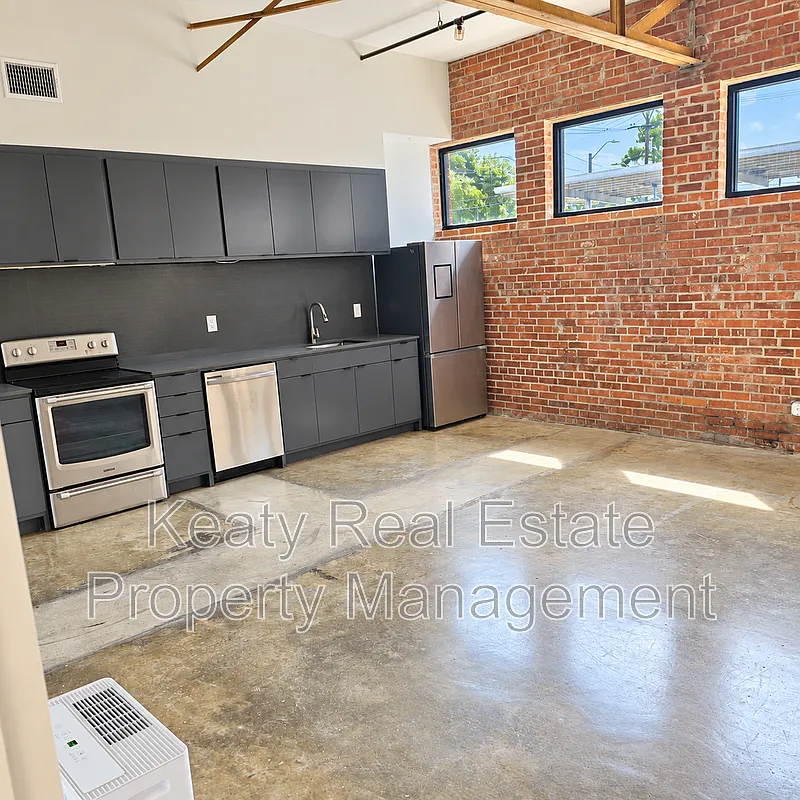 2 bed, 2.0 bath, 1000 sqft, $1,600 — Photo 3