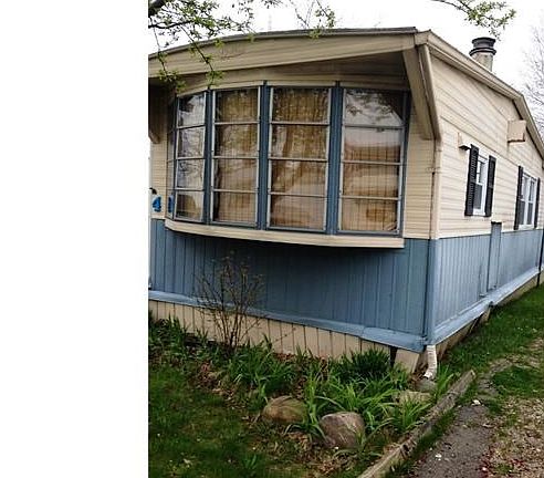 3rd image of 30335 Euclid Ave Trlr 4
