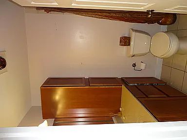 2nd image of 1223 Knottingham Ct