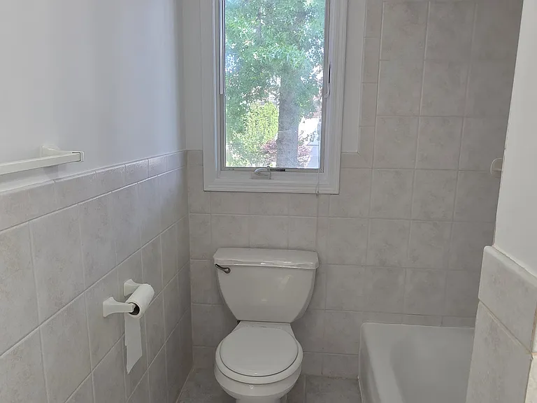 272 Highland Ave #A — Photo 11
