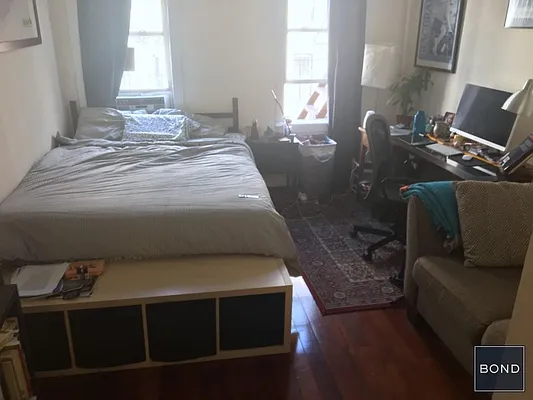 Rented by Bond New York | media 20