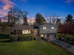 4 Christine Dr, Mc Kees Rocks, PA 15136