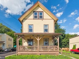 27 Broad St, Morton, PA 19070