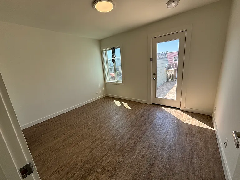 265 Lobos St — Photo 12