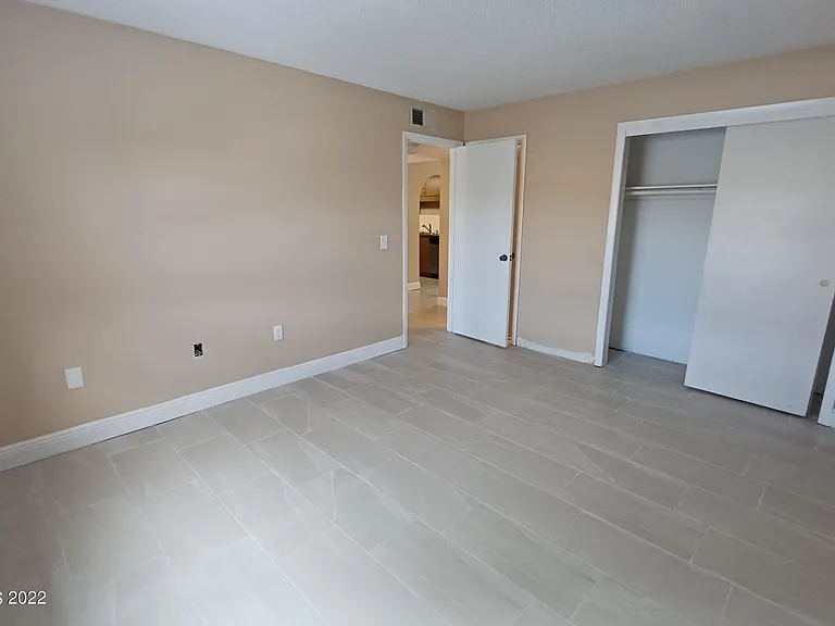 196 San Juan Cir — Photo 17