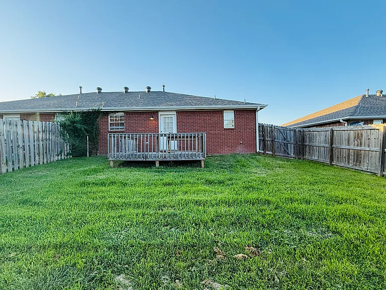 10 Holly Dr #B — Photo 21