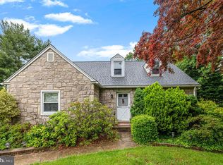 916 Rydal Rd, Jenkintown, PA 19046